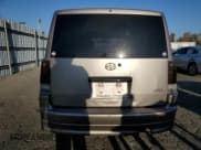 ✅ 2005 Scion xB • VIN: JTLKT324754014791 • Lot: 90951555. Wystawiony na Copart z przebiegiem 253 461 mil. Bezpłatny archiwum sprzedaży aukcyjnych z USA i szczegółowy raport historii pojazdu na DreamBid. Zdjęcie 6.