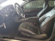 ✅ 2015 Mercedes-Benz C 250 • VIN: WDDGJ4HB6FG361540 • Lot: 93491755. Wystawiony na Copart z przebiegiem 150 157 mil. Bezpłatny archiwum sprzedaży aukcyjnych z USA i szczegółowy raport historii pojazdu na DreamBid. Zdjęcie 7.