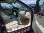 ✅ 2008 Cadillac DTS 1SC • VIN: 1G6KD57Y18U207882 • Lot: 42447798. Listed on IAAI with 166,038 mi. Free auction sales archive from the USA and detailed vehicle history report at DreamBid. Image 5.