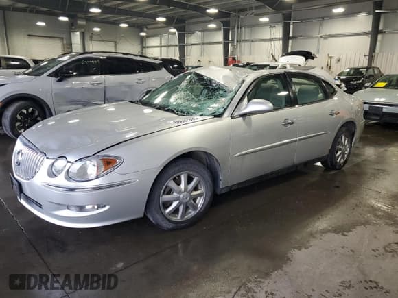✅ 2009 Buick LaCrosse CX • VIN: 2G4WC582691268438 • Лот: 68842395. Опубликован ранее на Copart с пробегом 200 304 миль. Бесплатный доступ к архиву аукционных продаж из США и подробный отчёт об истории автомобиля на DreamBid. Изображение 1.
