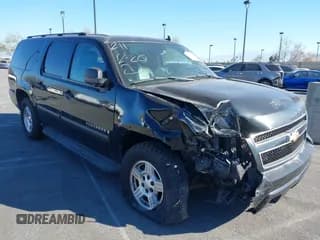 ✅ 2007 Chevrolet Suburban LT • VIN: 3GNFC16077G248080 • Lot: 41289912. Listed on IAAI with 129,622 mi. Free auction sales archive from the USA and detailed vehicle history report at DreamBid. Image 1.