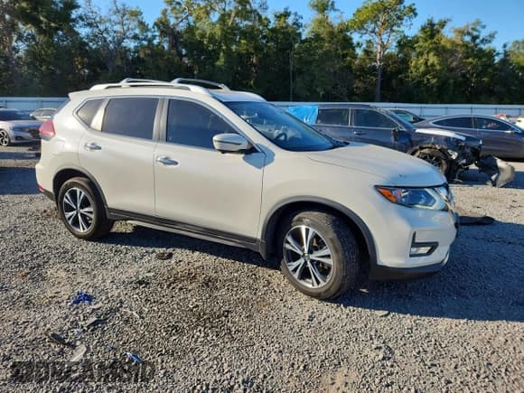 ✅ 2020 Nissan Rogue S • VIN: JN8AT2MV9LW107809 • Lot: 92687545. Listed on Copart with 62,788 mi. Free auction sales archive from the USA and detailed vehicle history report at DreamBid. Image 4.