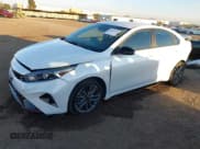 ✅ 2024 Kia Forte GT-Line • VIN: 3KPF54AD6RE742458 • Лот: 43609056. Опубликован ранее на IAAI с пробегом 19 792 миль. Бесплатный доступ к архиву аукционных продаж из США и подробный отчёт об истории автомобиля на DreamBid. Изображение 2.