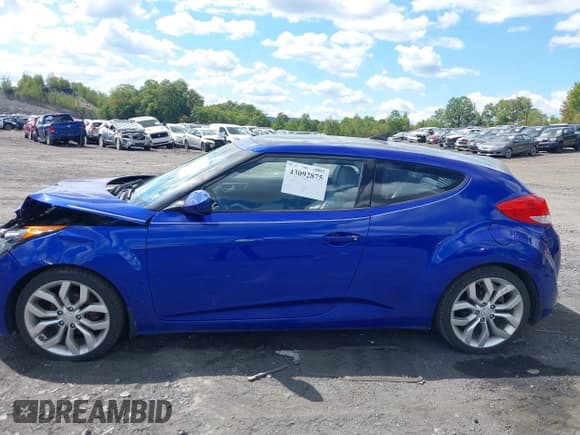 ✅ 2012 Hyundai Veloster w/Gray Int • VIN: KMHTC6AD4CU047176 • Lot: 43092875. Wystawiony na IAAI z przebiegiem 78 680 mil. Bezpłatny archiwum sprzedaży aukcyjnych z USA i szczegółowy raport historii pojazdu na DreamBid. Zdjęcie 13.