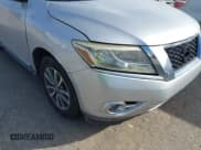 ✅ 2014 Nissan Pathfinder S • VIN: 5N1AR2MNXEC635594 • Lot: 43800747. Listed on IAAI with 176,633 mi. Free auction sales archive from the USA and detailed vehicle history report at DreamBid. Image 6.