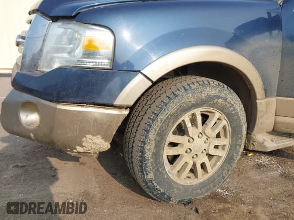 ✅ 2013 Ford Expedition Max XLT • VIN: 1FMJK1J52DEF19943 • Лот: 42328586. Опубликован ранее на IAAI с пробегом 130 237 миль. Бесплатный доступ к архиву аукционных продаж из США и подробный отчёт об истории автомобиля на DreamBid. Изображение 6.