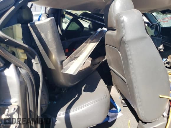 ✅ 2006 Chevrolet Silverado SS • VIN: 2GCEC19N261117884 • Лот: 70653254. Опубликован ранее на Copart с пробегом 96 213 миль. Бесплатный доступ к архиву аукционных продаж из США и подробный отчёт об истории автомобиля на DreamBid. Изображение 10.