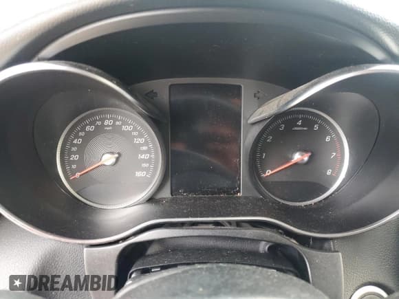 ✅ 2018 Mercedes-Benz C 300 • VIN: WDDWJ4KB9JF732810 • Lot: 41413545. Wystawiony na Copart z przebiegiem Nie podano. Bezpłatny archiwum sprzedaży aukcyjnych z USA i szczegółowy raport historii pojazdu na DreamBid. Zdjęcie 9.