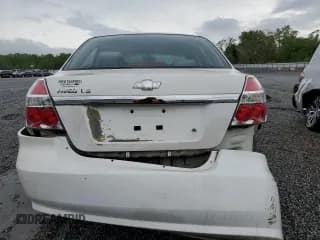 ✅ 2007 Chevrolet Aveo LS • VIN: KL1TD56617B044721 • Lot: 51772795. Wystawiony na Copart z przebiegiem 249 689 mil. Bezpłatny archiwum sprzedaży aukcyjnych z USA i szczegółowy raport historii pojazdu na DreamBid. Zdjęcie 6.