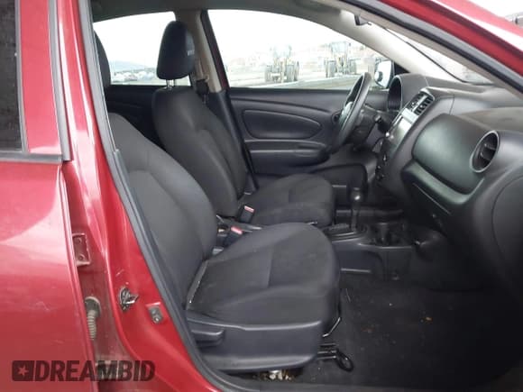 ✅ 2019 Nissan Versa SV • VIN: 3N1CN7AP6KL806646 • Лот: 43735216. Опубликован ранее на IAAI с пробегом 141 697 миль. Бесплатный доступ к архиву аукционных продаж из США и подробный отчёт об истории автомобиля на DreamBid. Изображение 5.