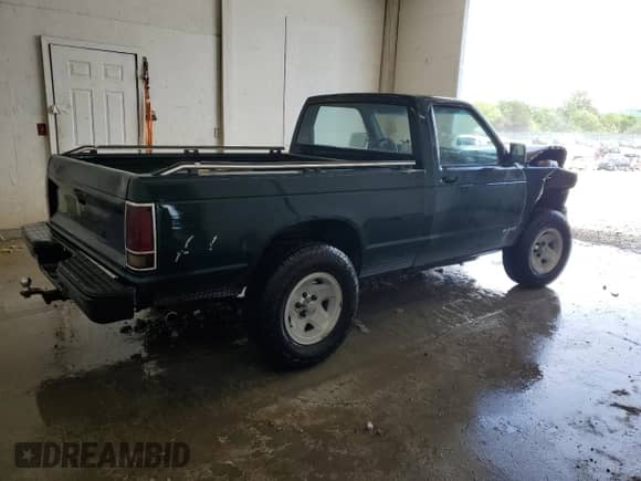 1992 Chevrolet S-10 EL X81 с VIN 1GCCT14Z6N8173436, выставлен на аукционе Copart как лот 56897615 с пробегом 227 728 миль миль и Списание • Salvage title. История ставок и продаж доступна на DreamBid. Изображение 3.