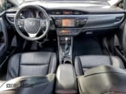 ✅ 2014 Toyota Corolla S Plus • VIN: 5YFBURHEXEP002143 • Lot: 93994785. Wystawiony na Copart z przebiegiem 239 408 mil. Bezpłatny archiwum sprzedaży aukcyjnych z USA i szczegółowy raport historii pojazdu na DreamBid. Zdjęcie 8.