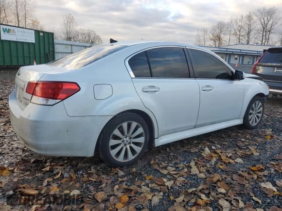 ✅ 2012 Subaru Legacy Limited • VIN: 4S3BMBK68C3012894 • Lot: 93486615. Wystawiony na Copart z przebiegiem 171 660 mil. Bezpłatny archiwum sprzedaży aukcyjnych z USA i szczegółowy raport historii pojazdu na DreamBid. Zdjęcie 3.