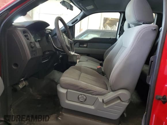 ✅ 2013 Ford F-150 XL • VIN: 1FTVX1EF5DKD04732 • Lot: 44131035. Wystawiony na Copart z przebiegiem 208 181 mil. Bezpłatny archiwum sprzedaży aukcyjnych z USA i szczegółowy raport historii pojazdu na DreamBid. Zdjęcie 7.