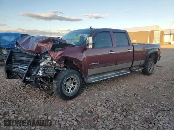 ✅ 2008 Chevrolet Silverado 2500HD 1LT • VIN: 1GCHK23K68F206423 • Лот: 90582485. Опубликован ранее на Copart с пробегом 188 226 миль. Бесплатный доступ к архиву аукционных продаж из США и подробный отчёт об истории автомобиля на DreamBid. Изображение 1.