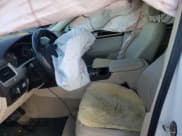 ✅ 2015 Volkswagen Touareg Executive • VIN: WVGEP9BP2FD005116 • Lot: 61658112. Wystawiony na Copart z przebiegiem Nie podano. Bezpłatny archiwum sprzedaży aukcyjnych z USA i szczegółowy raport historii pojazdu na DreamBid. Zdjęcie 5.