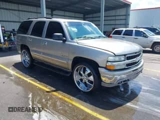 2002 Chevrolet Tahoe LS с VIN 1GNEC13Z32R117039, выставлен на аукционе IAAI как лот 42621369 с пробегом 383 430 миль миль и . История ставок и продаж доступна на DreamBid. Изображение 1.