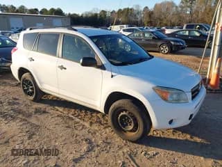 ✅ 2006 Toyota RAV4 • VIN: JTMZD33V666016259 • Lot: 43888043. Wystawiony na IAAI z przebiegiem 225 570 mil. Bezpłatny archiwum sprzedaży aukcyjnych z USA i szczegółowy raport historii pojazdu na DreamBid. Zdjęcie 1.