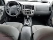 ✅ 2006 Ford Escape XLT • VIN: 1FMCU03136KC97215 • Lot: 55230045. Listed on Copart with 164,189 mi. Free auction sales archive from the USA and detailed vehicle history report at DreamBid. Image 8.