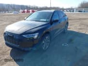 ✅ 2021 Audi e-tron Premium Plus • VIN: WA1LAAGE5MB012022 • Лот: 41458134. Опубликован ранее на IAAI с пробегом 42 137 миль. Бесплатный доступ к архиву аукционных продаж из США и подробный отчёт об истории автомобиля на DreamBid. Изображение 2.