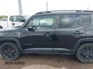 ✅ 2018 Jeep Renegade Latitude • VIN: ZACCJABB3JPH39597 • Lot: 41858045. Wystawiony na IAAI z przebiegiem 67 462 mil. Bezpłatny archiwum sprzedaży aukcyjnych z USA i szczegółowy raport historii pojazdu na DreamBid. Zdjęcie 14.