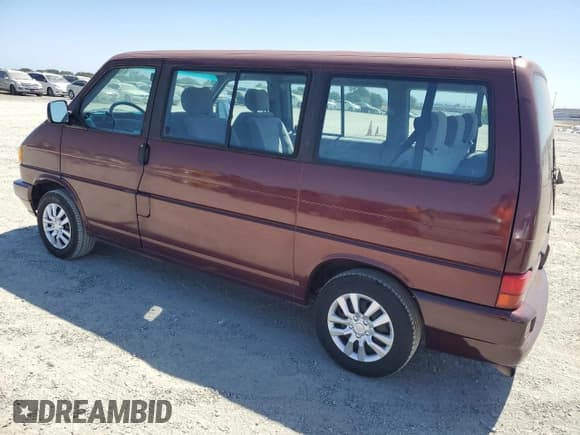 ✅ 1993 Volkswagen EuroVan • VIN: WV2MD0706PH017023 • Lot: 61960985. Listed on Copart with 159,046 mi. Free auction sales archive from the USA and detailed vehicle history report at DreamBid. Image 2.