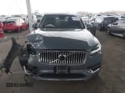 ✅ 2023 Volvo XC90 Plus • VIN: YV4062PN8P1989176 • Лот: 41957832. Опубликован ранее на IAAI с пробегом 27 838 миль. Бесплатный доступ к архиву аукционных продаж из США и подробный отчёт об истории автомобиля на DreamBid. Изображение 12.