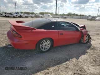 1994 Chevrolet Camaro z VIN 2G1FP22S3R2210578, wystawiony jako Copart lot #70887444 z przebiegiem 292 703 mil mil oraz Szkoda całkowita • Salvage title. Historia ofert i sprzedaży dostępna na DreamBid. Obrazek 3.