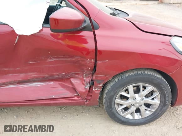 ✅ 2018 Nissan Versa SV • VIN: 3N1CN7AP1JL856871 • Lot: 41686595. Listed on IAAI with 139,608 mi. Free auction sales archive from the USA and detailed vehicle history report at DreamBid. Image 6.