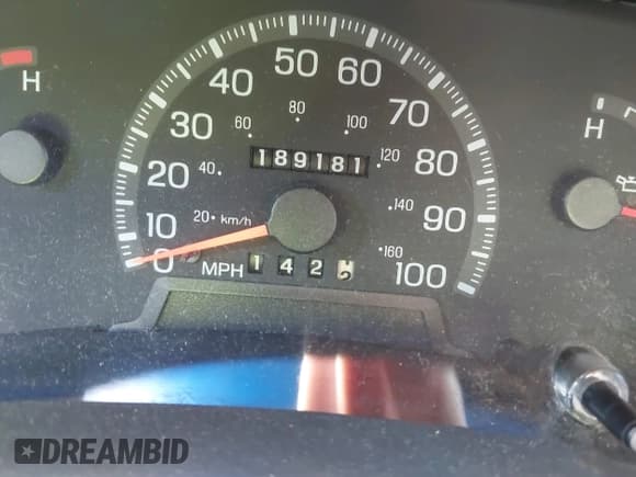 ✅ 1998 Ford F-150 • VIN: 1FTZX1728WNB94109 • Lot: 42257440. Listed on IAAI with 189,181 mi. Free auction sales archive from the USA and detailed vehicle history report at DreamBid. Image 7.