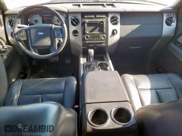 ✅ 2012 Ford Expedition Limited • VIN: 1FMJU1K55CEF11147 • Лот: 91347945. Опубликован ранее на Copart с пробегом 110 330 миль. Бесплатный доступ к архиву аукционных продаж из США и подробный отчёт об истории автомобиля на DreamBid. Изображение 8.