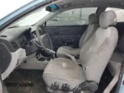 ✅ 2008 Hyundai Accent GS • VIN: KMHCM36C98U065126 • Лот: 84049704. Опубликован ранее на Copart с пробегом 88 563 миль. Бесплатный доступ к архиву аукционных продаж из США и подробный отчёт об истории автомобиля на DreamBid. Изображение 7.