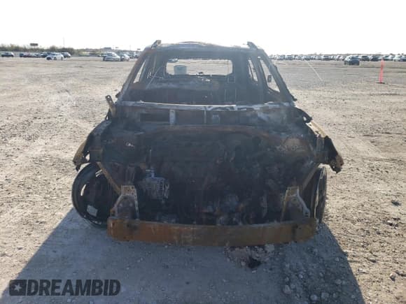 ✅ 2022 Hyundai Venue Limited • VIN: KMHRC8A30NU167833 • Lot: 85634924. Listed on Copart with Not provided. Free auction sales archive from the USA and detailed vehicle history report at DreamBid. Image 5.