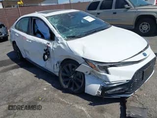 ✅ 2023 Toyota Corolla Hybrid LE • VIN: JTDBCMFE6P3002581 • Lot: 43089390. Wystawiony na IAAI z przebiegiem 34 478 mil. Bezpłatny archiwum sprzedaży aukcyjnych z USA i szczegółowy raport historii pojazdu na DreamBid. Zdjęcie 1.