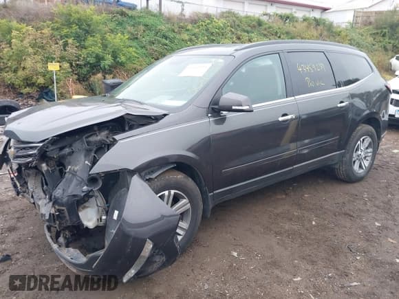 ✅ 2015 Chevrolet Traverse LT • VIN: 1GNKVHKD7FJ389402 • Lot: 43459239. Wystawiony na IAAI z przebiegiem 181 497 mil. Bezpłatny archiwum sprzedaży aukcyjnych z USA i szczegółowy raport historii pojazdu na DreamBid. Zdjęcie 2.