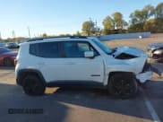 ✅ 2018 Jeep Renegade Latitude • VIN: ZACCJABB3JPJ50417 • Lot: 43589868. Wystawiony na IAAI z przebiegiem 74 833 mil. Bezpłatny archiwum sprzedaży aukcyjnych z USA i szczegółowy raport historii pojazdu na DreamBid. Zdjęcie 13.