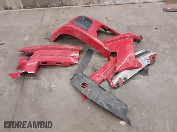 ✅ 2006 Saturn VUE • VIN: 5GZCZ63456S891984 • Lot: 41481690. Wystawiony na IAAI z przebiegiem 127 666 mil. Bezpłatny archiwum sprzedaży aukcyjnych z USA i szczegółowy raport historii pojazdu na DreamBid. Zdjęcie 12.