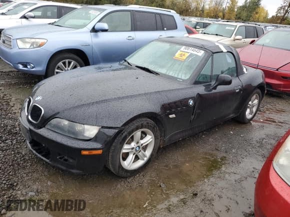 ✅ 2000 BMW Z3 2.5 • VIN: WBACH9343YLG18058 • Lot: 90614645. Wystawiony na Copart z przebiegiem 114 297 mil. Bezpłatny archiwum sprzedaży aukcyjnych z USA i szczegółowy raport historii pojazdu na DreamBid. Zdjęcie 1.