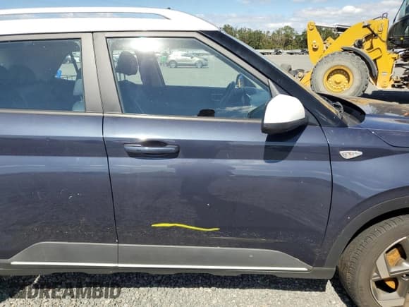 ✅ 2022 Hyundai Venue Limited • VIN: KMHRC8A3XNU170822 • Лот: 77037074. Опубликован ранее на Copart с пробегом Не указан. Бесплатный доступ к архиву аукционных продаж из США и подробный отчёт об истории автомобиля на DreamBid. Изображение 12.