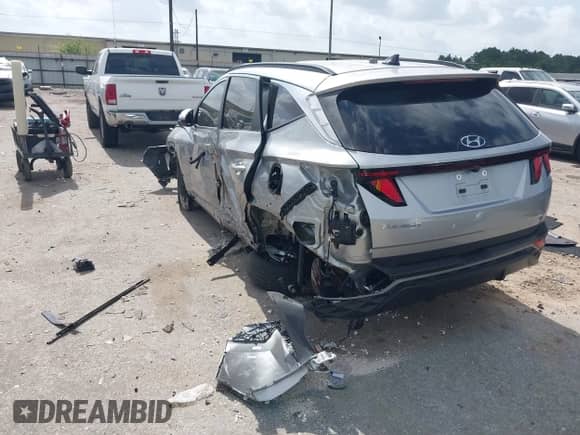 ✅ 2024 Hyundai Tucson SEL • VIN: 5NMJBCDE9RH389031 • Lot: 42533060. Wystawiony na IAAI z przebiegiem 25 375 mil. Bezpłatny archiwum sprzedaży aukcyjnych z USA i szczegółowy raport historii pojazdu na DreamBid. Zdjęcie 3.