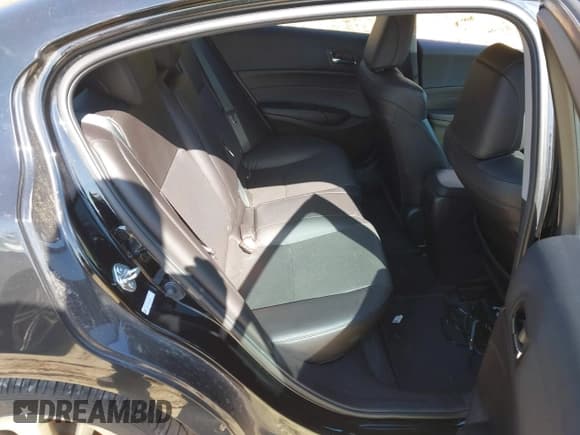 ✅ 2016 Acura ILX Premium • VIN: 19UDE2F78GA019291 • Lot: 41789345. Wystawiony na IAAI z przebiegiem 92 212 mil. Bezpłatny archiwum sprzedaży aukcyjnych z USA i szczegółowy raport historii pojazdu na DreamBid. Zdjęcie 8.