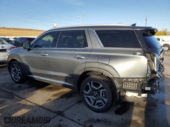 ✅ 2023 Hyundai Palisade Limited • VIN: KM8R5DGE8PU634737 • Лот: 75016074. Опубликован ранее на Copart с пробегом 10 685 миль. Бесплатный доступ к архиву аукционных продаж из США и подробный отчёт об истории автомобиля на DreamBid. Изображение 2.