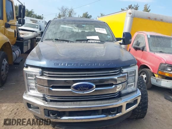✅ 2018 Ford F-250 Lariat • VIN: 1FT7W2BT6JEB18042 • Lot: 43507038. Listed on IAAI with 183,711 mi. Free auction sales archive from the USA and detailed vehicle history report at DreamBid. Image 13.