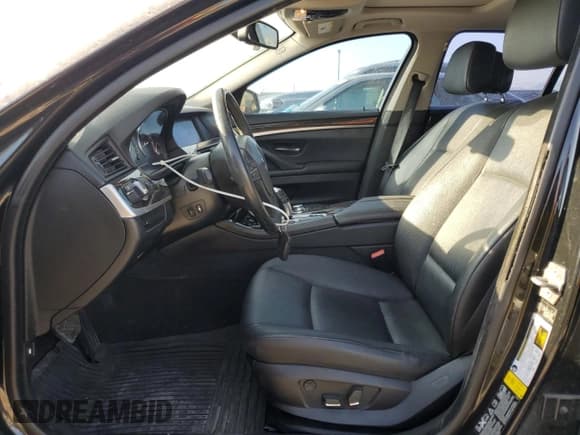 ✅ 2013 BMW 5 Series 535i xDrive • VIN: WBAFU7C51DDU67504 • Lot: 71089315. Wystawiony na Copart z przebiegiem 91 826 mil. Bezpłatny archiwum sprzedaży aukcyjnych z USA i szczegółowy raport historii pojazdu na DreamBid. Zdjęcie 7.