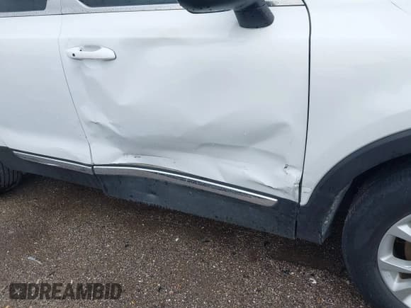 ✅ 2020 Kia Telluride LX • VIN: 5XYP24HC2LG014995 • Lot: 41940193. Wystawiony na IAAI z przebiegiem 126 426 mil. Bezpłatny archiwum sprzedaży aukcyjnych z USA i szczegółowy raport historii pojazdu na DreamBid. Zdjęcie 11.