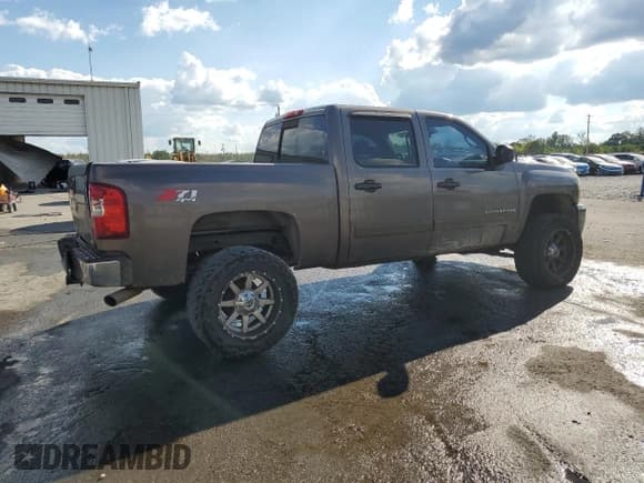 ✅ 2008 Chevrolet Silverado 1500 LTZ • VIN: 2GCEK13M481170155 • Lot: 84387795. Listed on Copart with 265,159 mi. Free auction sales archive from the USA and detailed vehicle history report at DreamBid. Image 3.