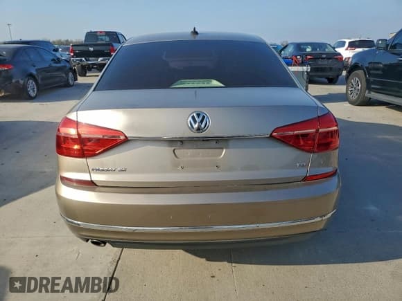✅ 2016 Volkswagen Passat SE • VIN: 1VWBS7A35GC013885 • Lot: 96762265. Listed on Copart with 131,936 mi. Free auction sales archive from the USA and detailed vehicle history report at DreamBid. Image 6.