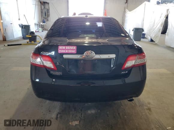 ✅ 2011 Toyota Camry XLE • VIN: 4T4BF3EK1BR170299 • Lot: 87261325. Listed on Copart with 202,839 mi. Free auction sales archive from the USA and detailed vehicle history report at DreamBid. Image 6.