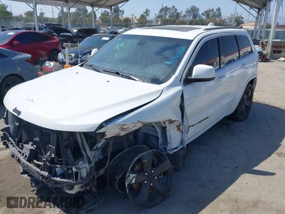 ✅ 2015 Jeep Grand Cherokee Altitude • VIN: 1C4RJEAG4FC860407 • Lot: 42528138. Listed on IAAI with 147,034 mi. Free auction sales archive from the USA and detailed vehicle history report at DreamBid. Image 19.