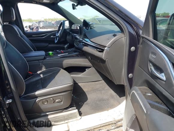 ✅ 2023 Cadillac Escalade 4WD Sport • VIN: 1GYS4EKL7PR184399 • Лот: 42688199. Опубликован ранее на IAAI с пробегом 52 000 миль. Бесплатный доступ к архиву аукционных продаж из США и подробный отчёт об истории автомобиля на DreamBid. Изображение 5.